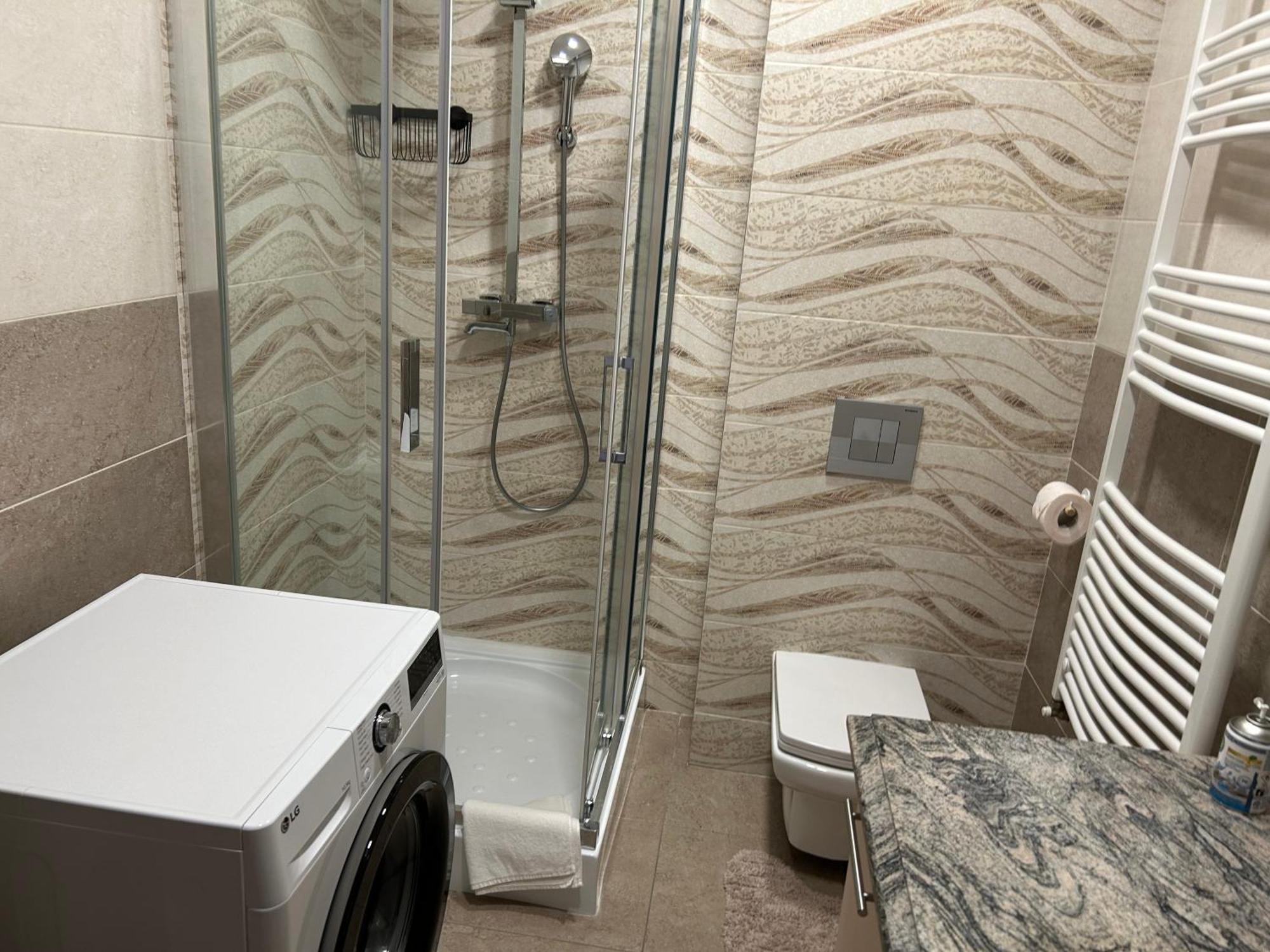 Lucky Apartment Брашов Экстерьер фото